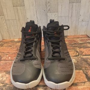 Nike Jordan Super Fly 5 BG • BLACK/INFARED/WOLF GREY• Sz 5 Youth